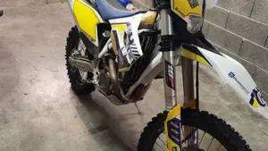 Husqvarna FE 250 (2014)  (12)