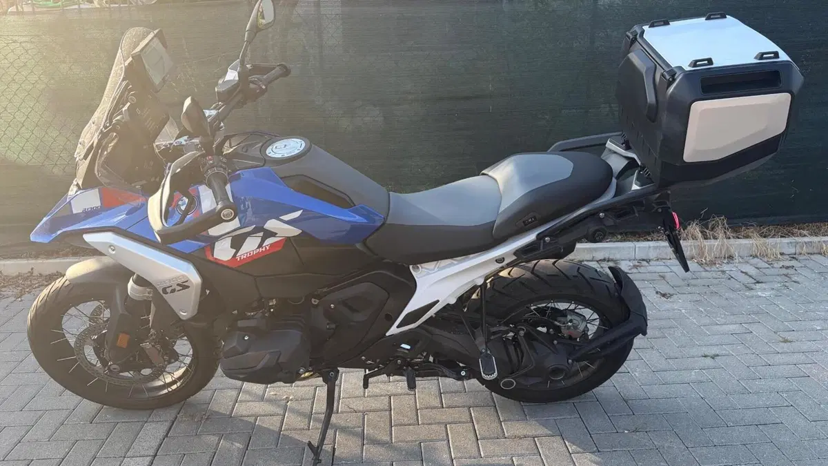 Bmw R 1300 GS Trophy (2023 - 26)  (2)
