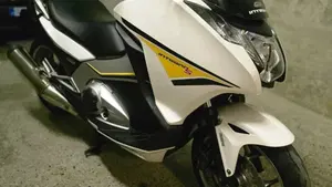 Honda Integra 700 (2011 - 13)  (3)