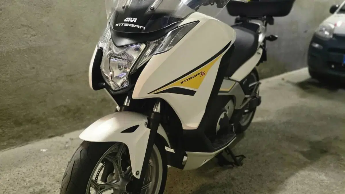 Honda Integra 700 (2011 - 13)  (6)