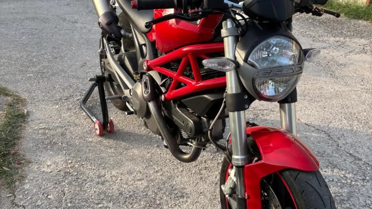 Ducati Monster 696 ABS (2009 - 14)  (3)
