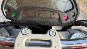 Ducati Monster 696 ABS (2009 - 14)  (6)