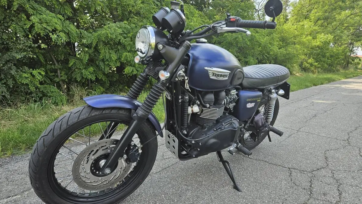 Triumph Scrambler (2006 - 17)  (4)