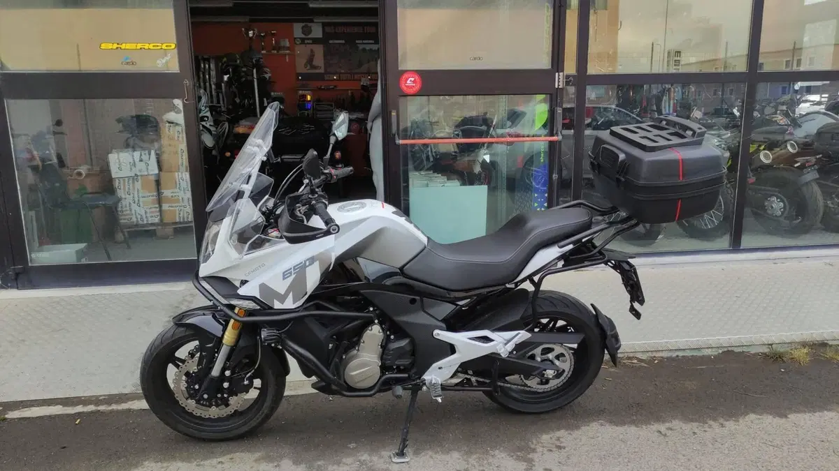 CFMOTO 650MT (2021 - 24)  (2)