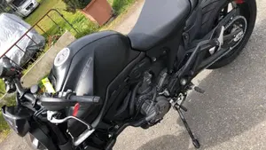 Ducati Monster 937 + (2021 - 25)  (3)
