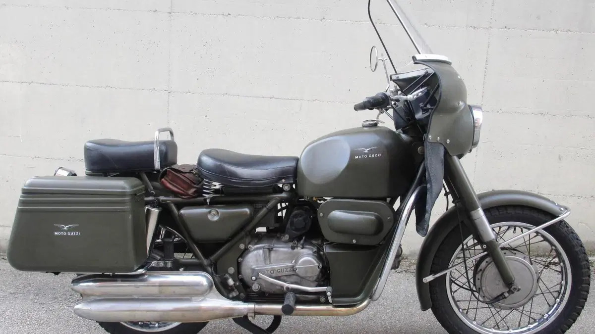 Moto Guzzi   (13)