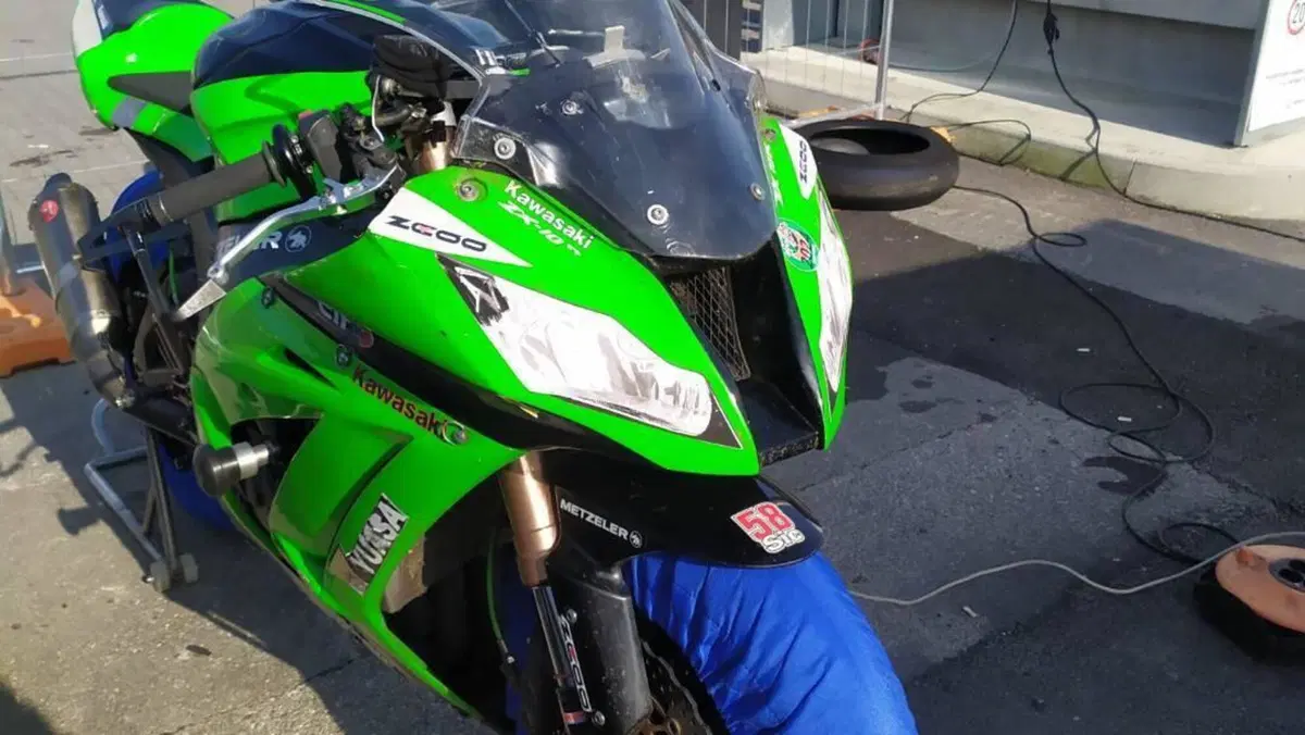 Kawasaki Ninja 1000 ZX-10R (2011 - 15) 