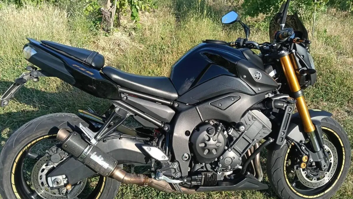 Yamaha FZ8 (2010 - 12) 