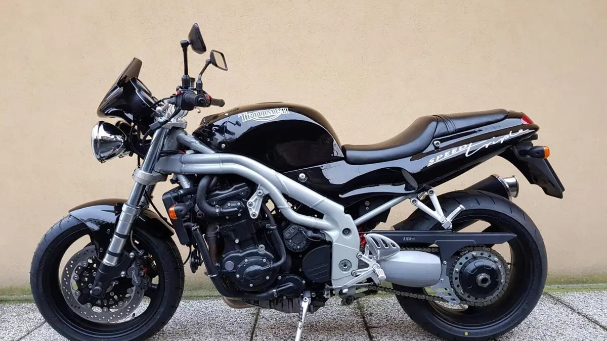 Triumph   (2)