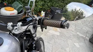 Triumph Thruxton 900 (2004 - 15)  (8)