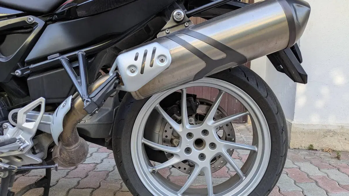 Bmw F 800 GT (2017 - 20)  (7)