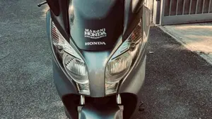 Honda S-Wing 150 