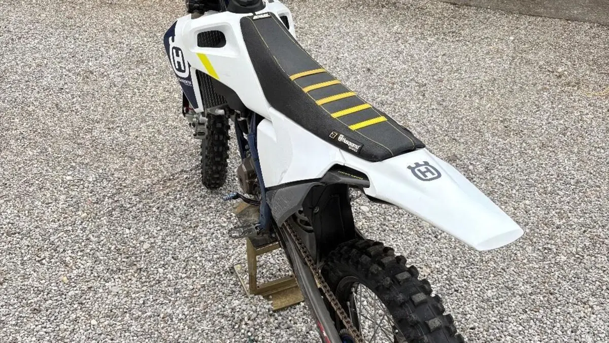 Husqvarna FC 250 (2022)  (3)