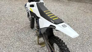 Husqvarna FC 250 (2022)  (3)