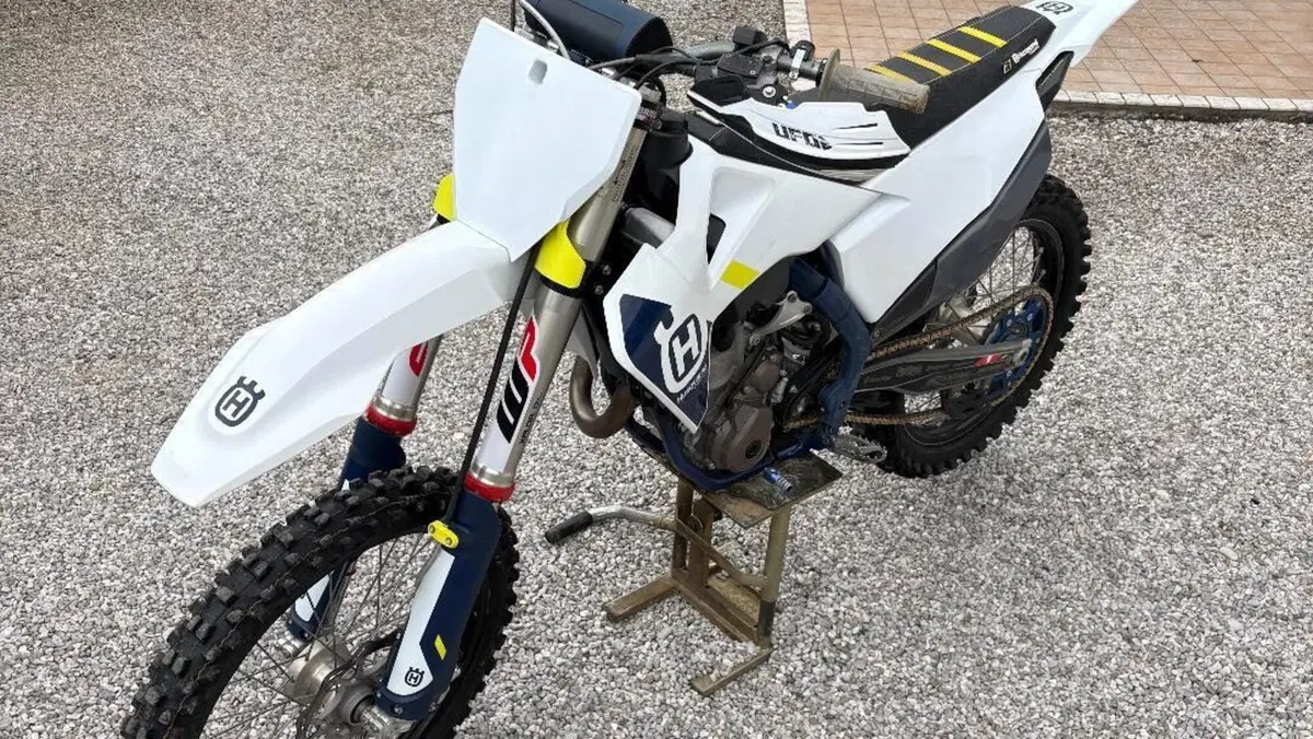 Husqvarna FC 250 (2022)  (4)