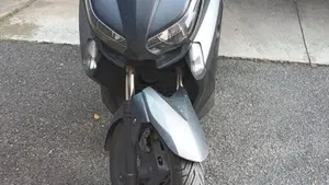 Yamaha X-Max 250 (2014 - 16)  (2)