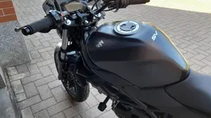 Suzuki SV 650 (2016 - 20)  (10)