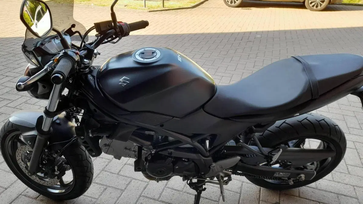 Suzuki SV 650 (2016 - 20)  (11)