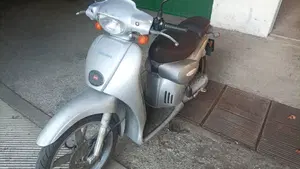 Aprilia Scarabeo 50 De Luxe (1997 - 99)  (3)