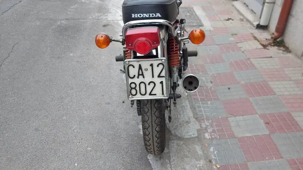 Honda   (8)