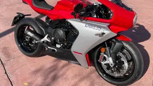 MV Agusta Superveloce 800 (2021 - 25)  (3)