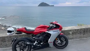 MV Agusta Superveloce 800 (2021 - 25) 