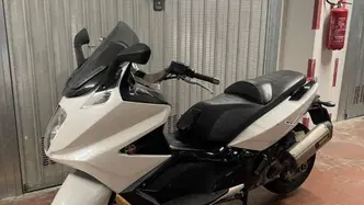 Gilera GP 800 usata