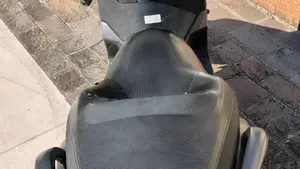 Yamaha X-Max 250 (2005 - 07)  (5)