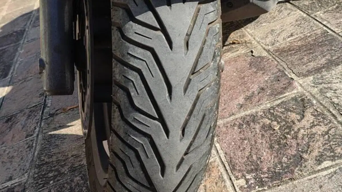 Yamaha X-Max 250 (2005 - 07)  (9)