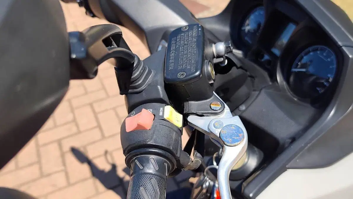 Kymco X-Town 300i City (2020)  (5)
