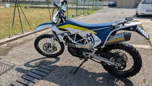 Husqvarna 701 Enduro (2017 - 19)  (4)
