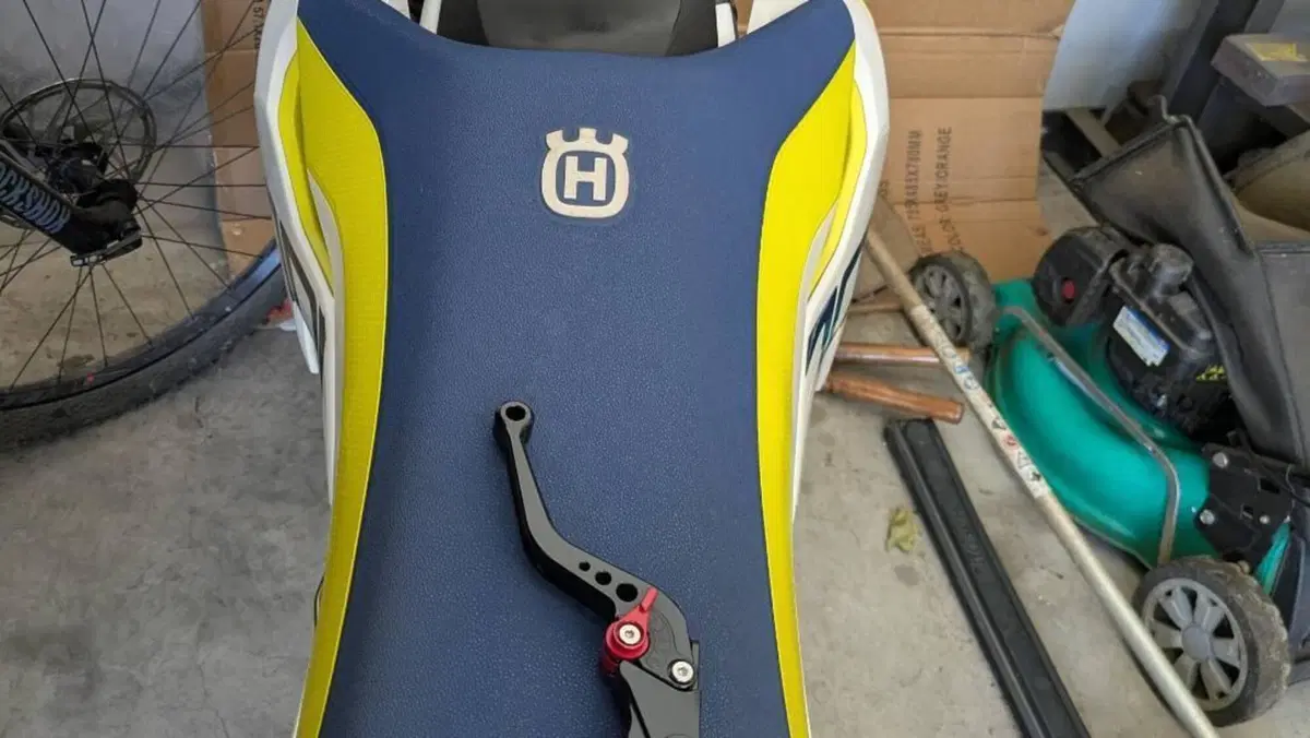 Husqvarna 701 Enduro (2017 - 19)  (11)