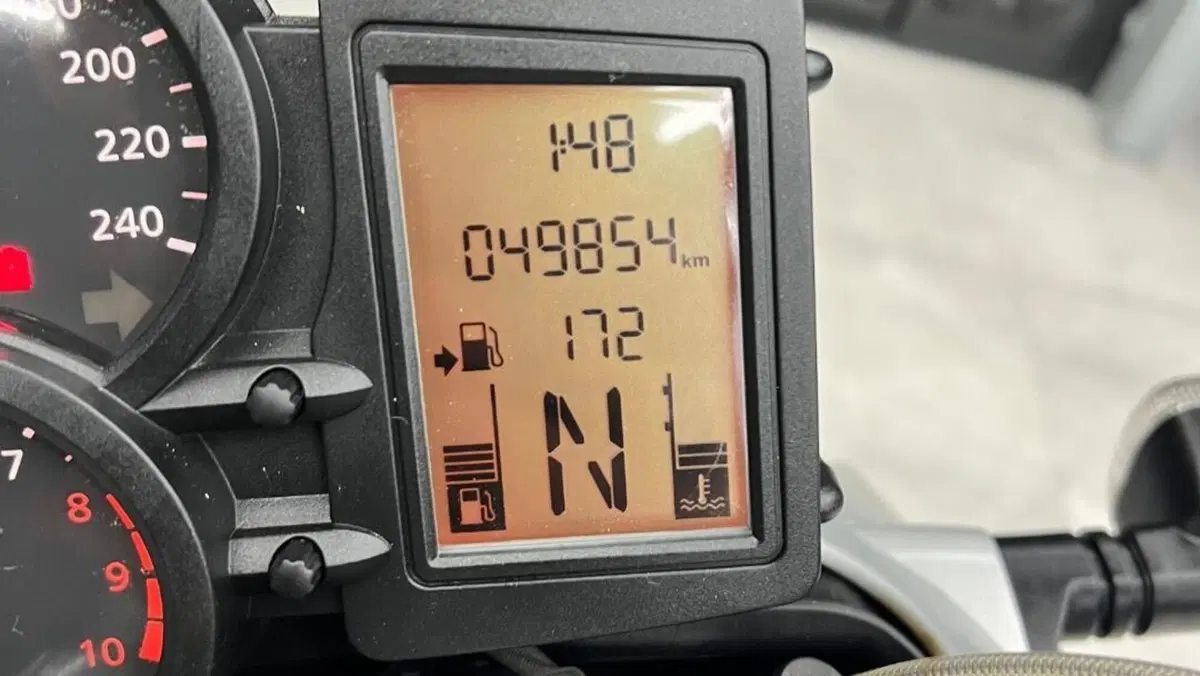 Bmw R 1200 R (2006 - 11)  (2)