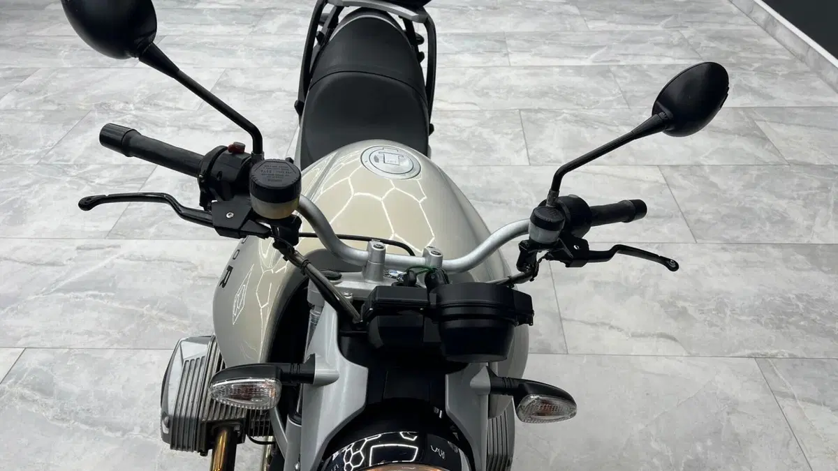 Bmw R 1200 R (2006 - 11)  (4)