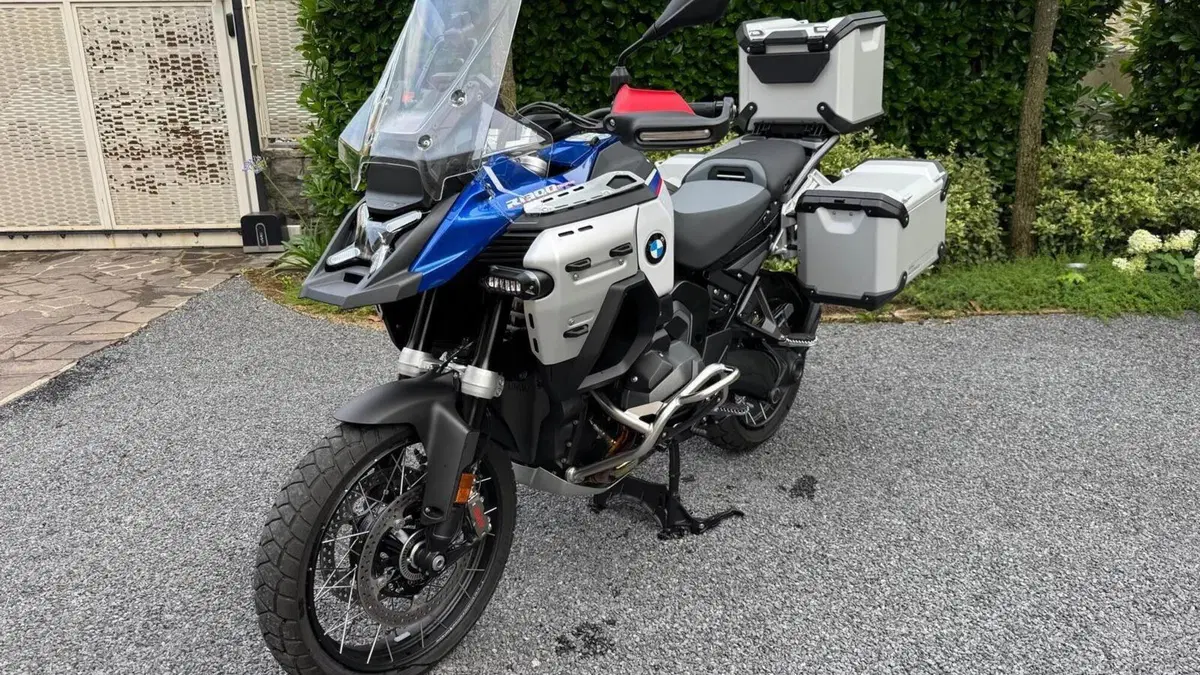 Bmw R 1300 GS Adventure Trophy (2025 - 26)  (3)