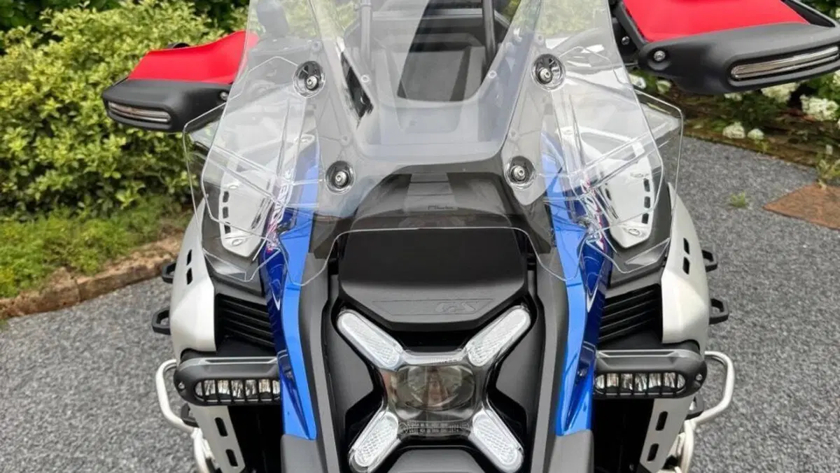 Bmw R 1300 GS Adventure Trophy (2025 - 26)  (8)