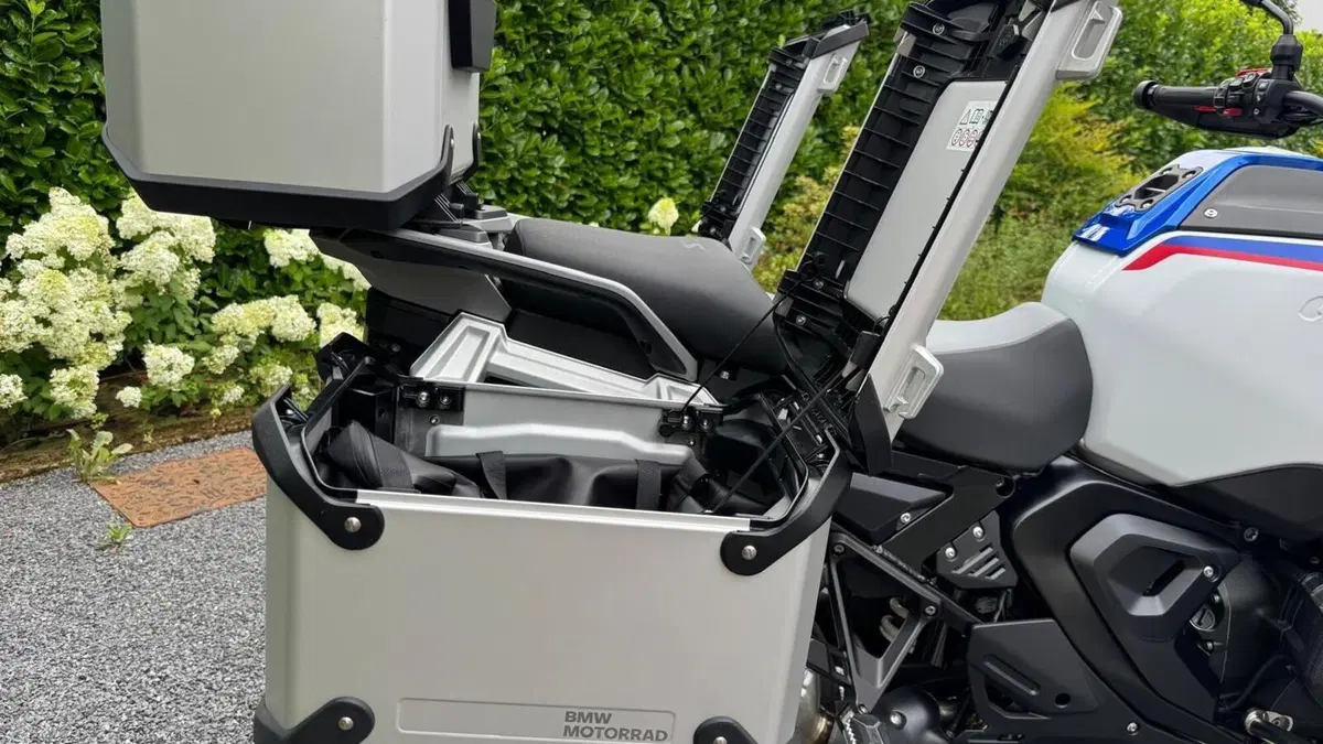 Bmw R 1300 GS Adventure Trophy (2025 - 26)  (10)