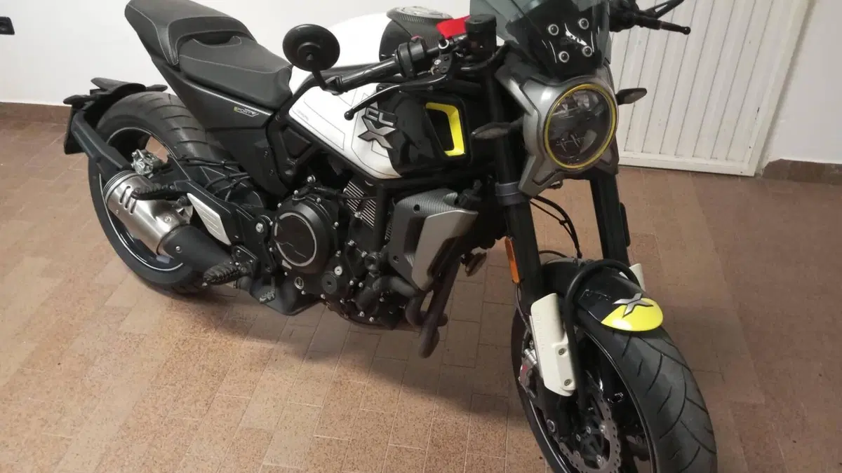 CFMOTO 700CL-X Sport (2022 - 26) 