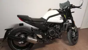 CFMOTO 700CL-X Sport (2022 - 26)  (6)
