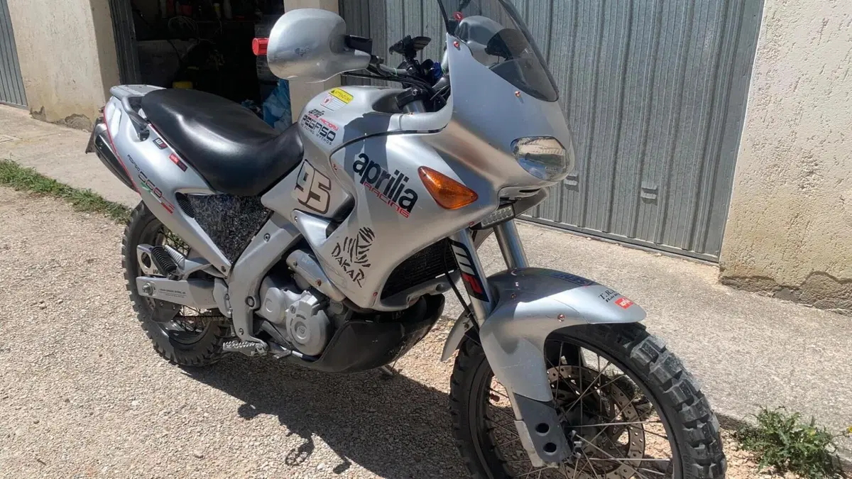 Aprilia Pegaso 650 (1997 - 00)  (3)