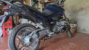 Bmw R 1200 R (2006 - 11)  (2)