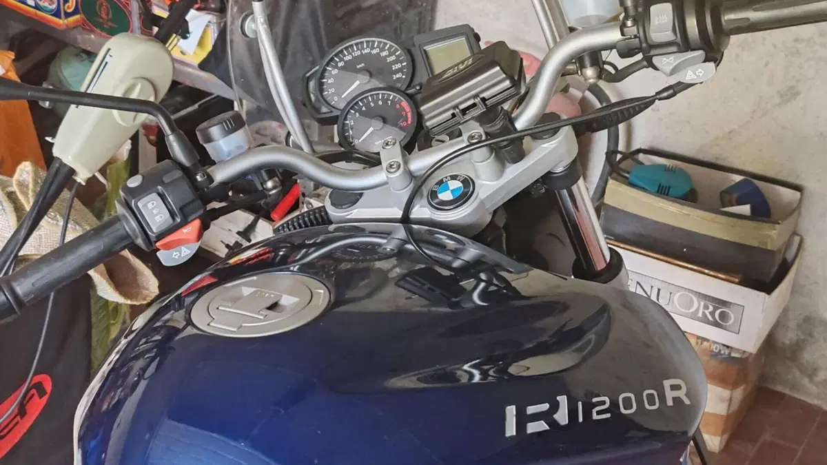 Bmw R 1200 R (2006 - 11)  (5)