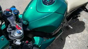 Suzuki GSX R 600 (2006 - 07)  (3)