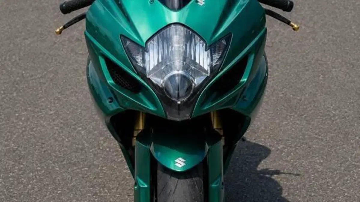 Suzuki GSX R 600 (2006 - 07)  (7)