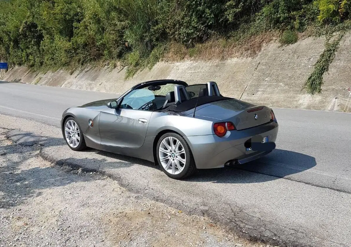 BMW Z4 Cabrio Z4 2.5i cat Roadster (3)