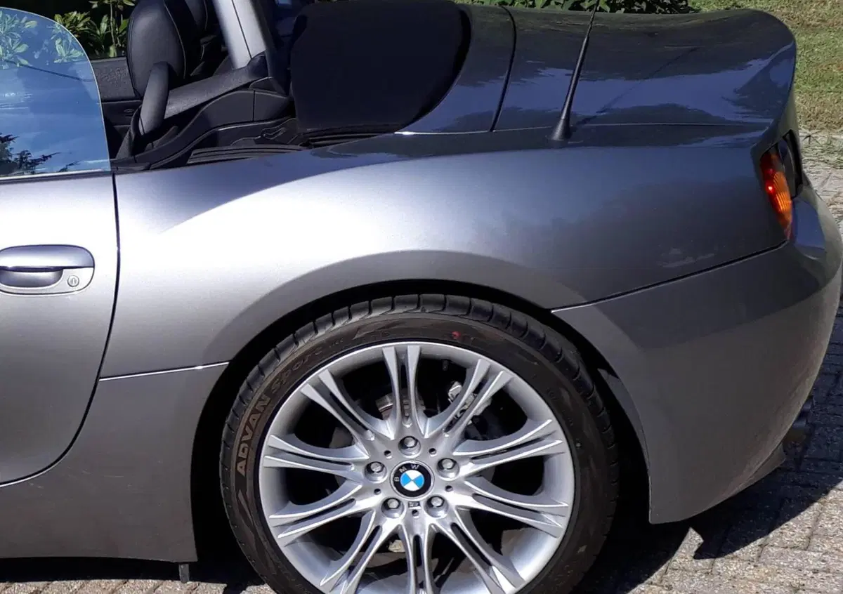 BMW Z4 Cabrio Z4 2.5i cat Roadster (8)
