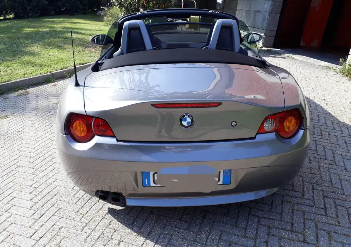 BMW Z4 Cabrio Z4 2.5i cat Roadster (9)