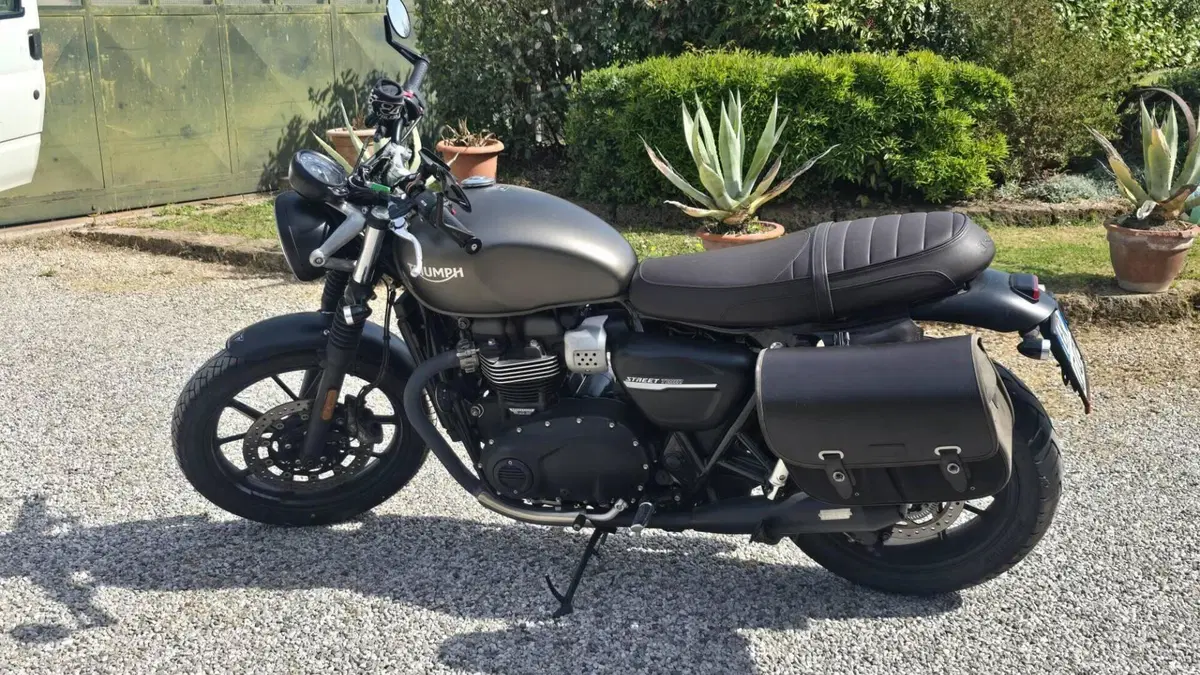 Triumph Street Twin 900 (2019 - 20) 