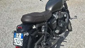 Triumph Street Twin 900 (2019 - 20)  (5)