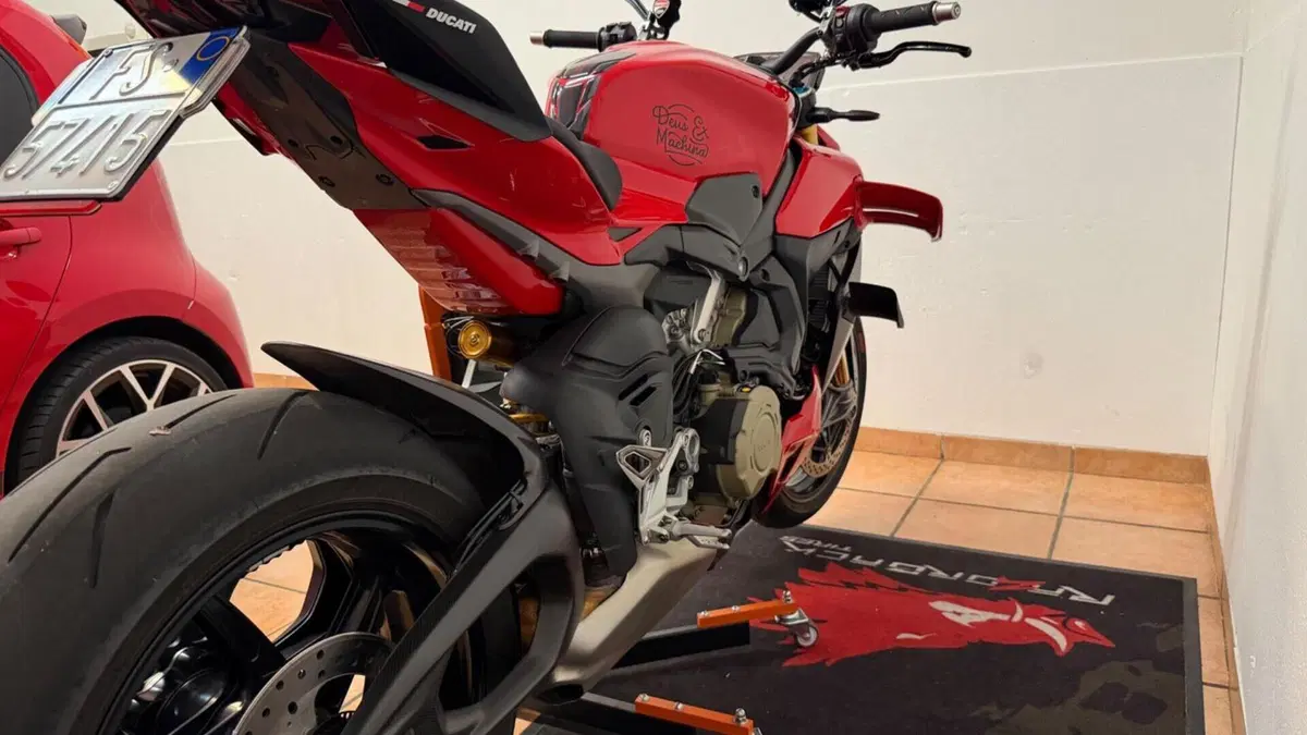 Ducati Streetfighter V4 S (2025 - 26)  (3)